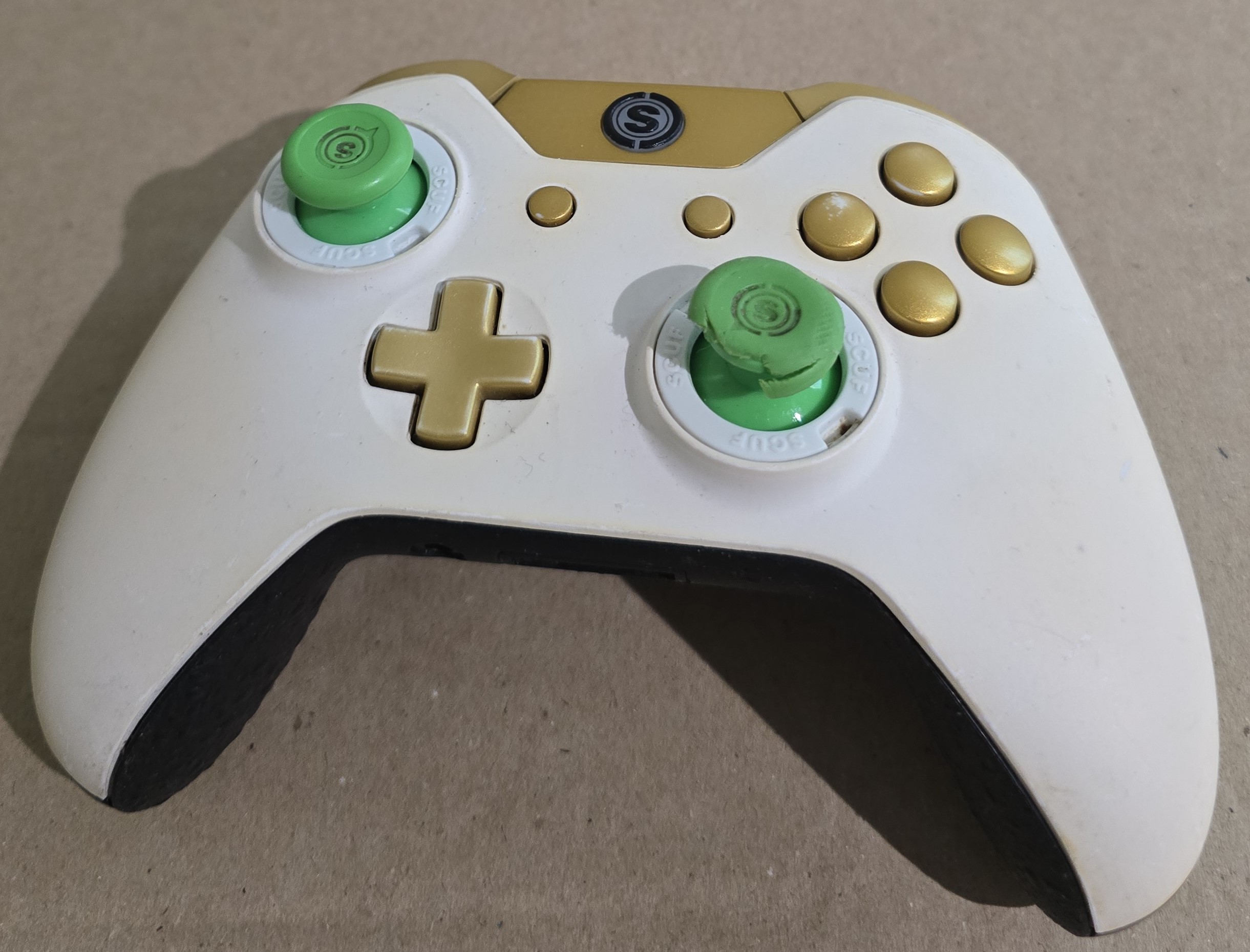 Broken Xbox one paddles looking for replacement scuff scuffgaming paddles for paddle controller