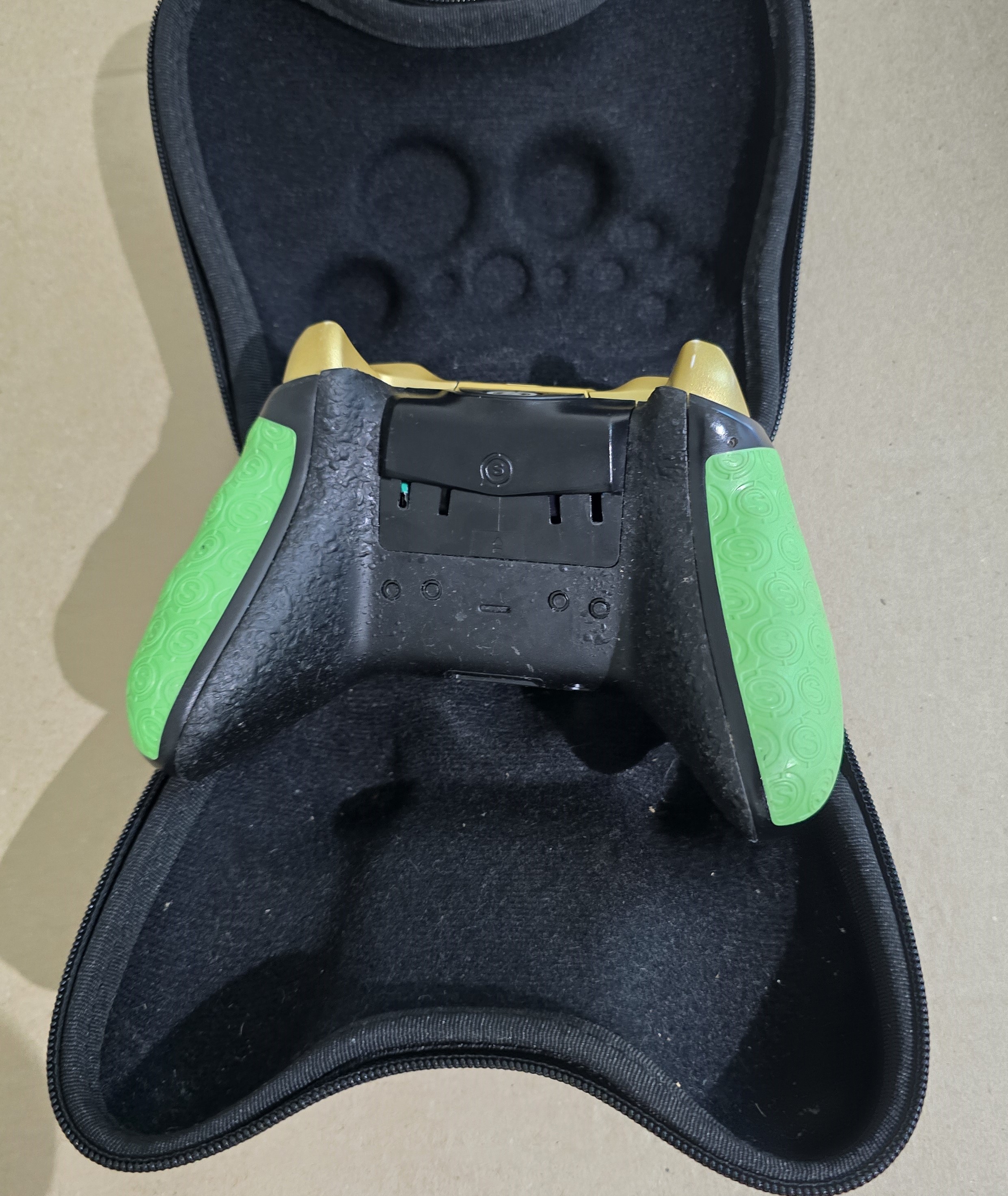 Broken Xbox one paddles looking for replacement scuff scuffgaming paddles for paddle controller